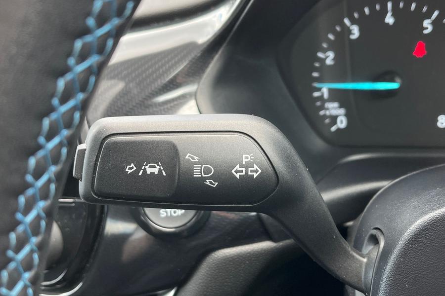Ford Fiesta Photo autoimg-7e4d94092533137a06c363d802b56933bfbef877.jpg