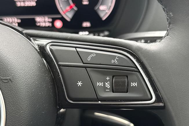 AUDI Q2 Photo 17