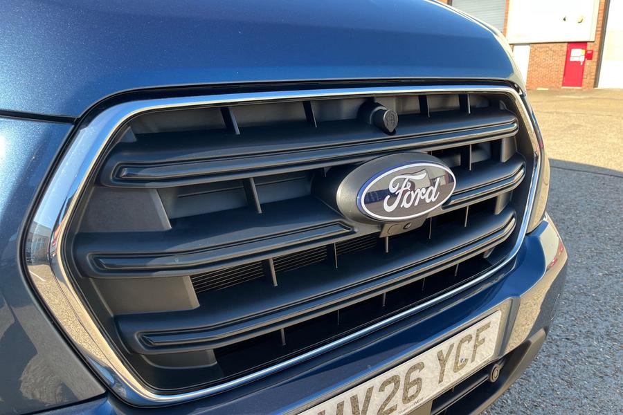 Ford TRANSIT Photo autoimg-7e56552fa54e54baf77254d1620c32d6cc42b319.jpg