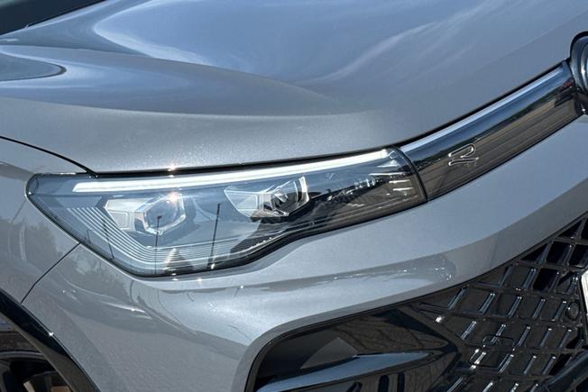 VOLKSWAGEN Tiguan Photo 19