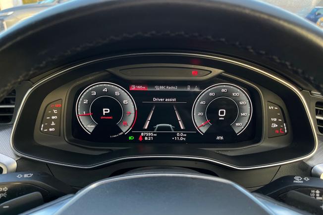 AUDI A6 Saloon Photo 16