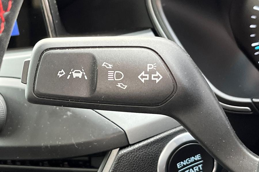 Ford FOCUS Photo autoimg-7e5e293e47be4b14ecb3e2d62aacf429cf077970.jpg