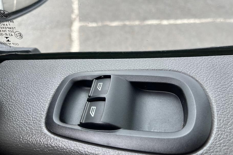 Used FORD TRANSIT HN71OMK 29