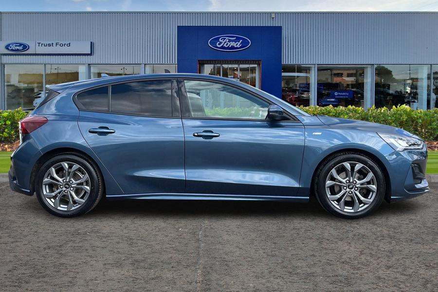 Ford Focus Photo autoimg-7e66769e0784a4c20dbd04179f4a8848d4699ef1.jpg