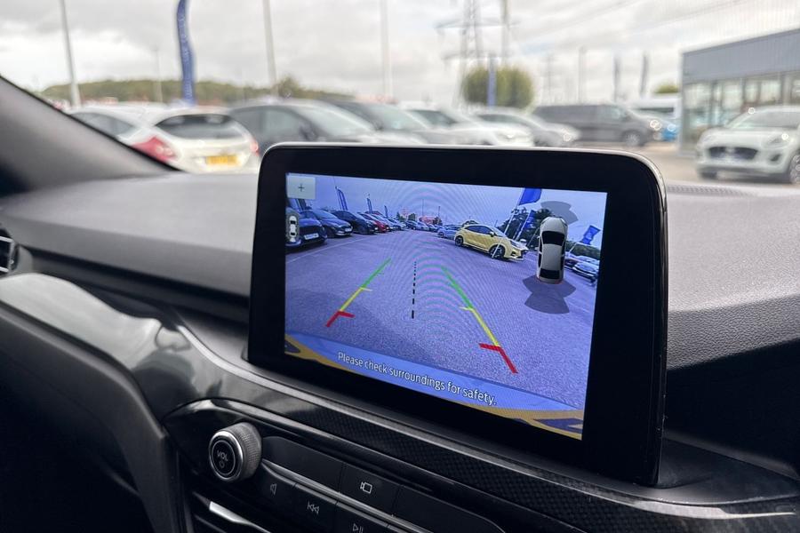 Ford KUGA Photo autoimg-7e66dbfa1efaa0fdd54e96a10fc62d692dfdfe34.jpg