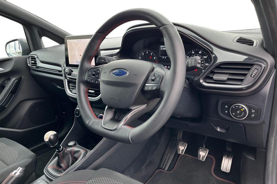 Ford Fiesta Photo autoimg-7e6f07f28f9ef547a3500761e356930adff763dc.jpg