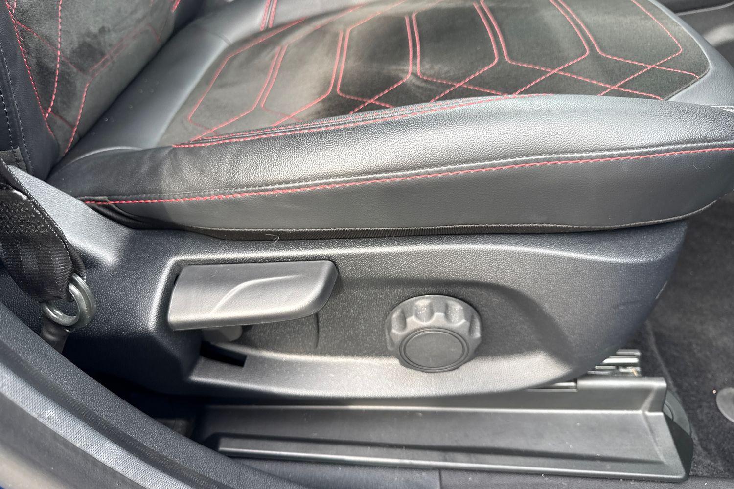 Ford PUMA Photo 32