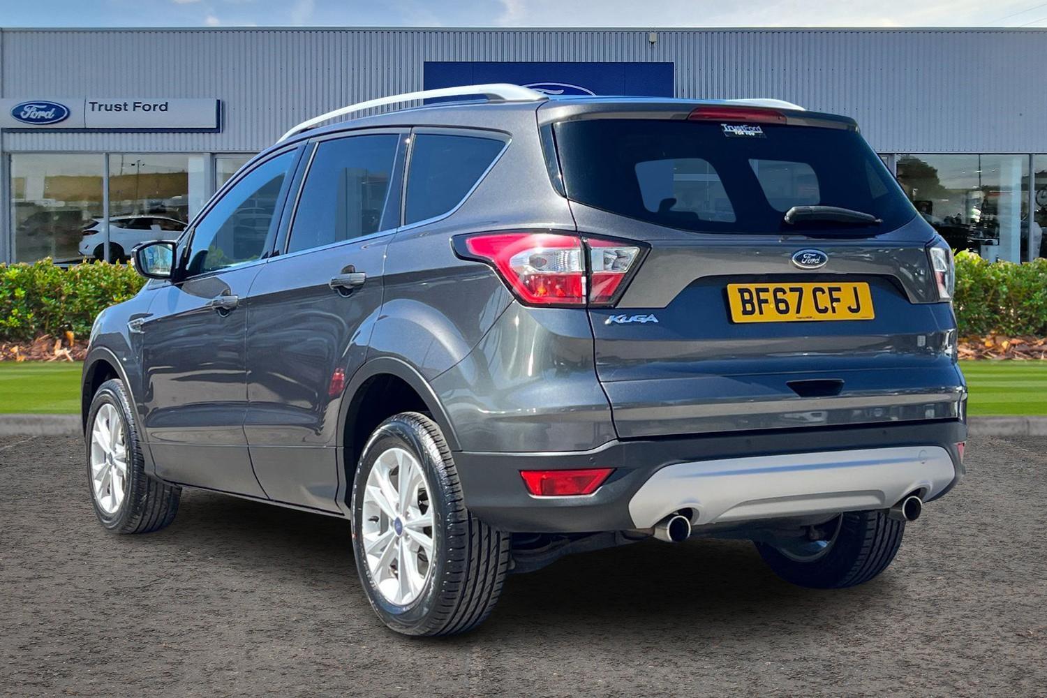 Ford KUGA Photo 1