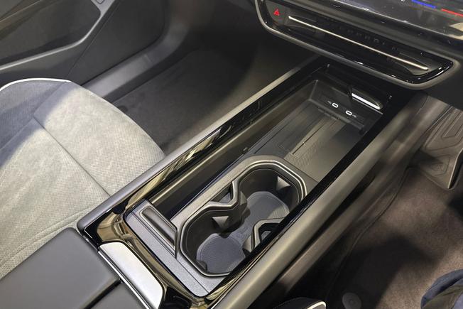 VOLKSWAGEN Id.7 Photo 15