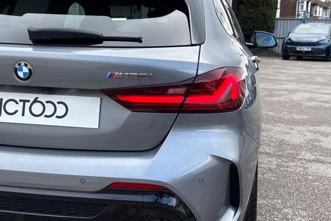 BMW 1 Series Photo 18