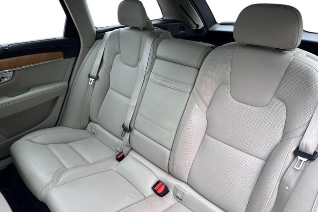 VOLVO V90 Photo 9