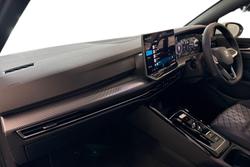 VOLKSWAGEN Golf Photo 2