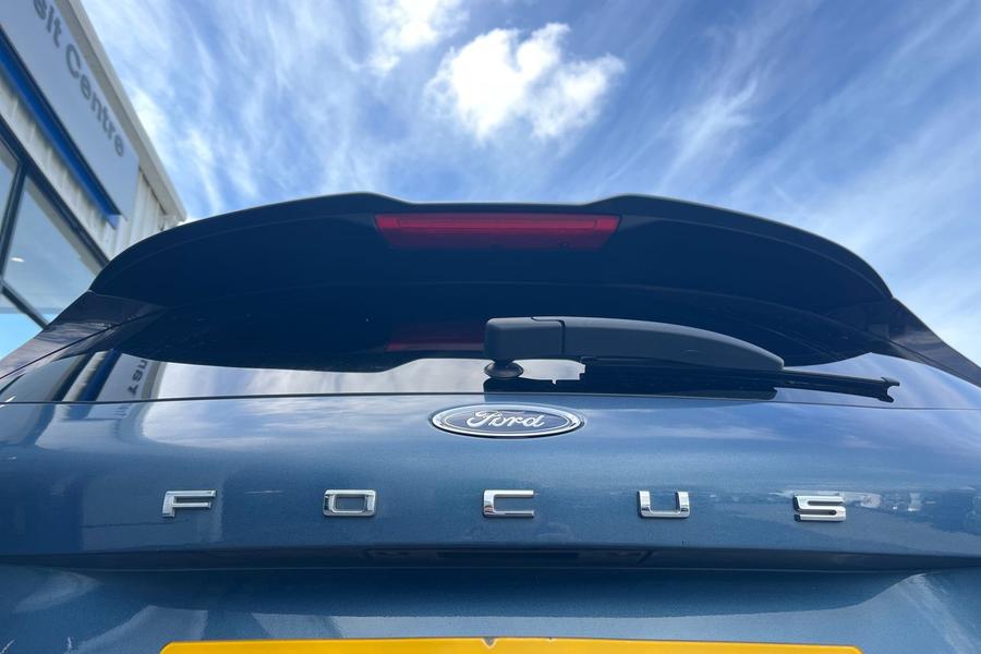 Ford Focus Photo autoimg-7e77415c2b8b8454e49a500a79192bc808cd803e.jpg