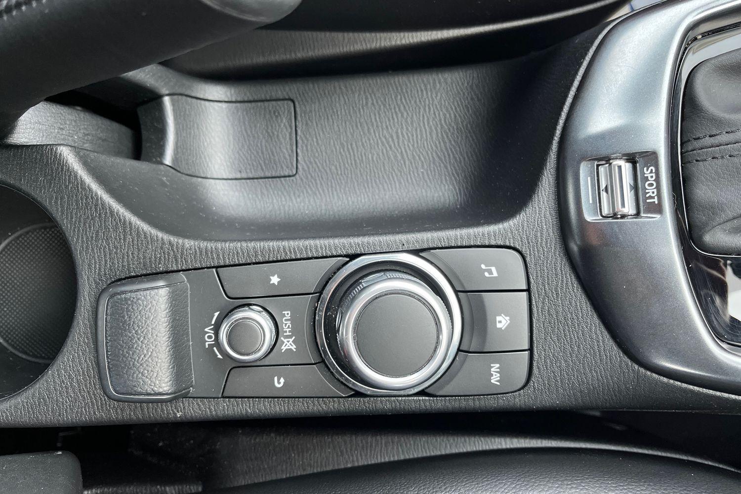 Mazda 2 Photo 25