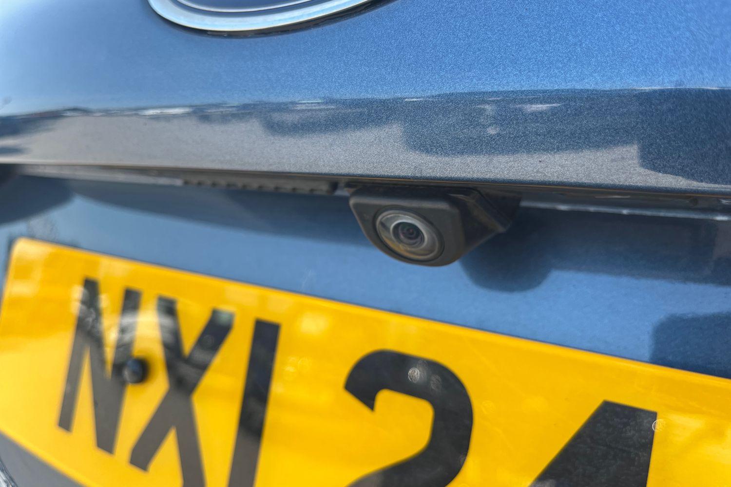 Ford FIESTA Photo 22