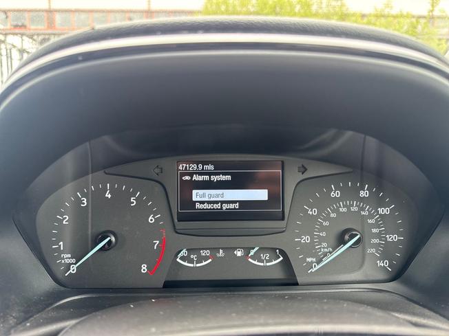 FORD Fiesta Photo 15