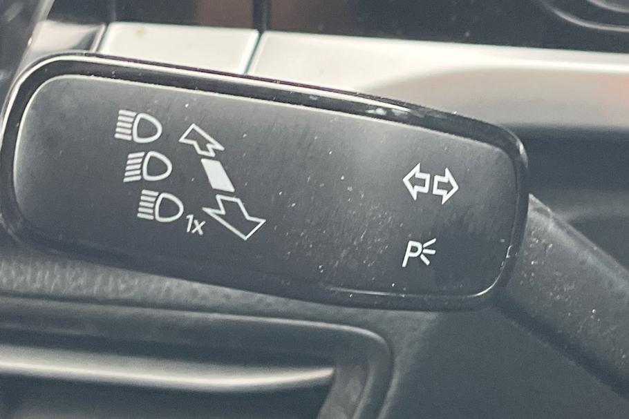 Used Ford TRANSIT CONNECT WR25OAC 23