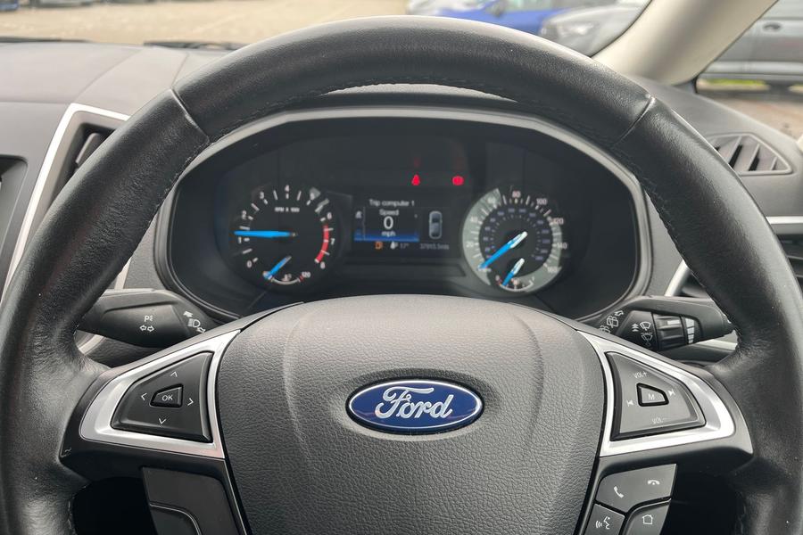 Ford Galaxy Photo autoimg-7e7c6b020bd39534abae87c58facb9eca156707d.jpg
