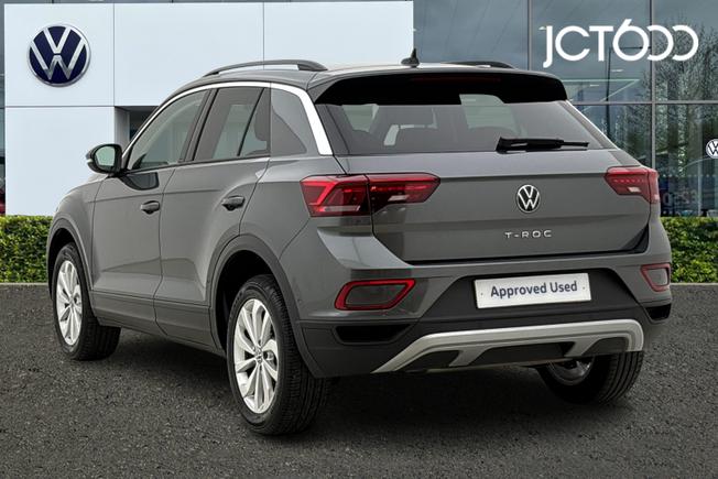 VOLKSWAGEN T-Roc Photo 3