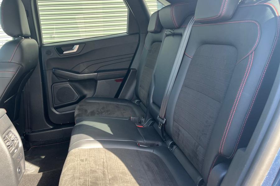 Ford KUGA Photo autoimg-7e80e44c57177e19d2d366518e757207d2defd01.jpg