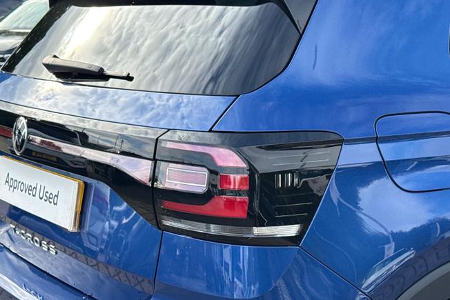 Volkswagen T-Cross Photo 18