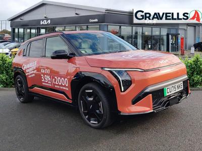 Used 2025 Kia EV3 81.4kWh GT-Line SUV 5dr Electric Auto (201 bhp) sunset orange at Gravells