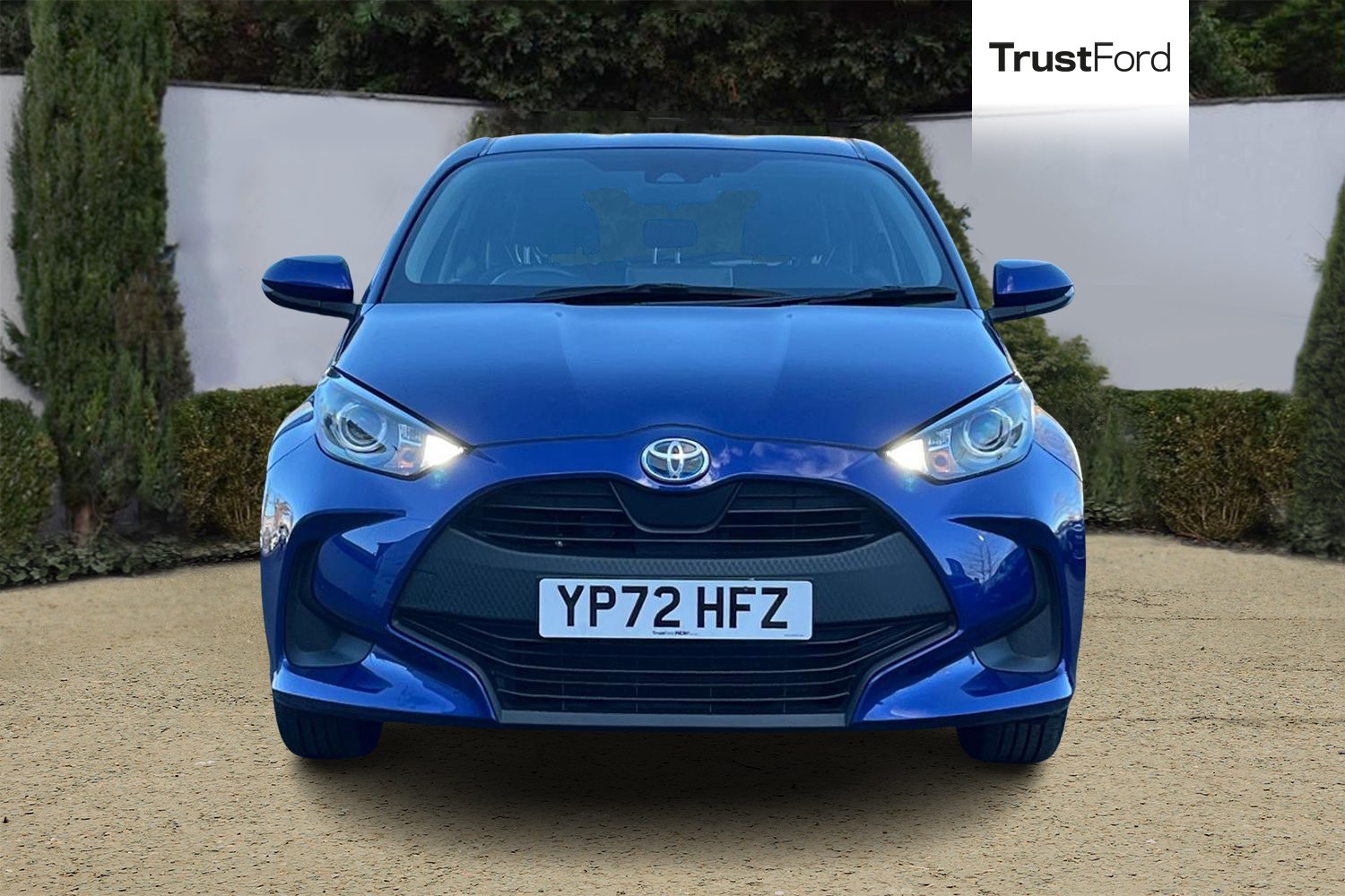Toyota YARIS Photo 5