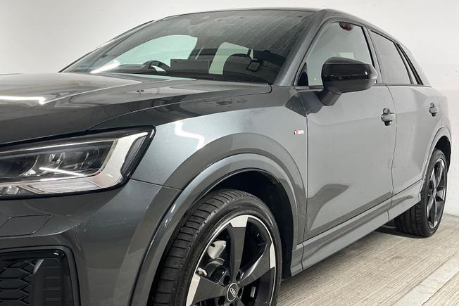 AUDI Q2 Photo 40