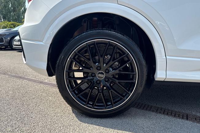 AUDI Q2 Photo 5