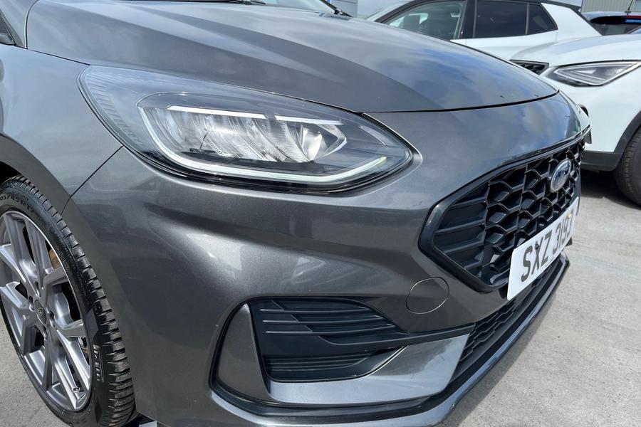 Ford FIESTA Photo autoimg-7e8f1be419216c7f04920bdf05ae4c6dfb872ee4.jpg