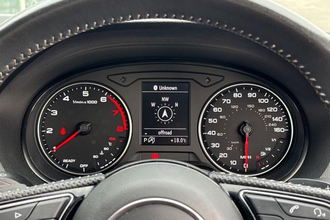 AUDI Q2 Photo 35