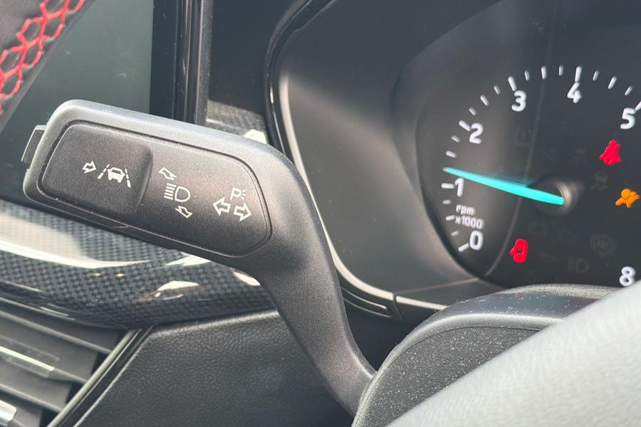 Ford FOCUS Photo autoimg-7e969113caed72ee6a30bb317f796a70b767435f.jpg