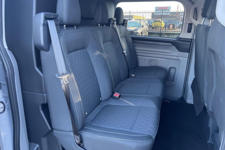 Used Ford TRANSIT CUSTOM WP25YXZ 35
