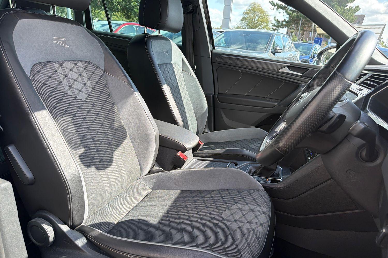 Volkswagen TIGUAN Photo 16