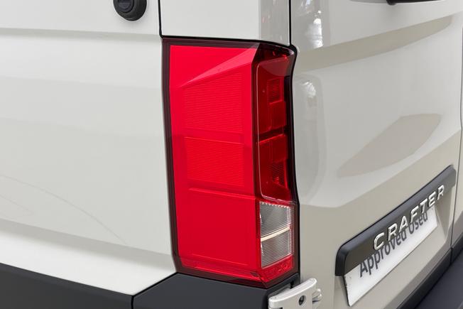 VOLKSWAGEN Crafter Photo 18