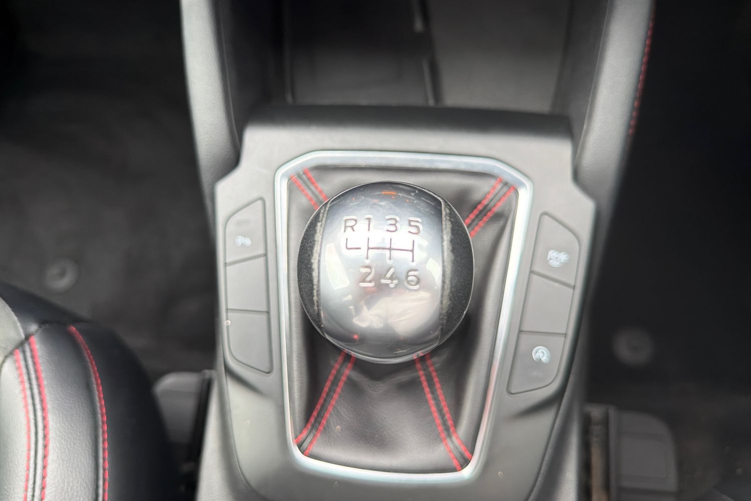 Ford KUGA Photo 36