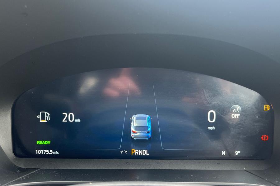 Ford KUGA Photo autoimg-7e9dfa0c5c8e75bd609425622d22f61e85a9145d.jpg
