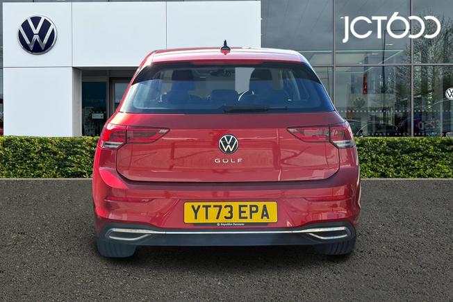 VOLKSWAGEN Golf Photo 7