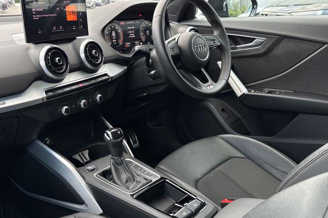 AUDI Q2 Photo 26