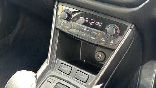Suzuki S-Cross Photo autoimg-7ea7bab7ca5f95fe1bdc519a1e3368efebe991c7.jpg