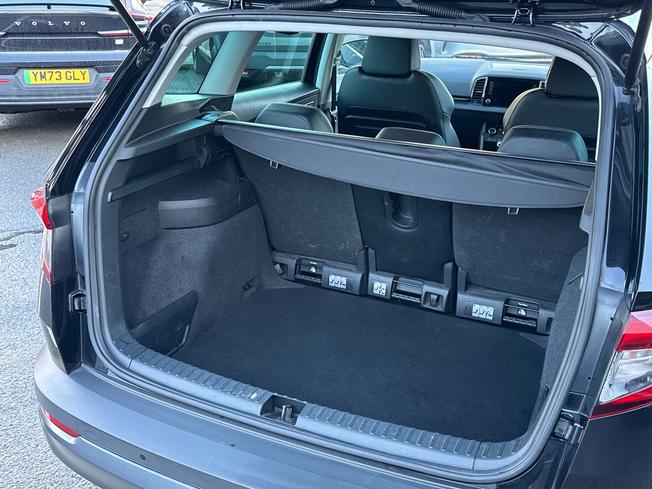 ŠKODA Karoq Photo 12