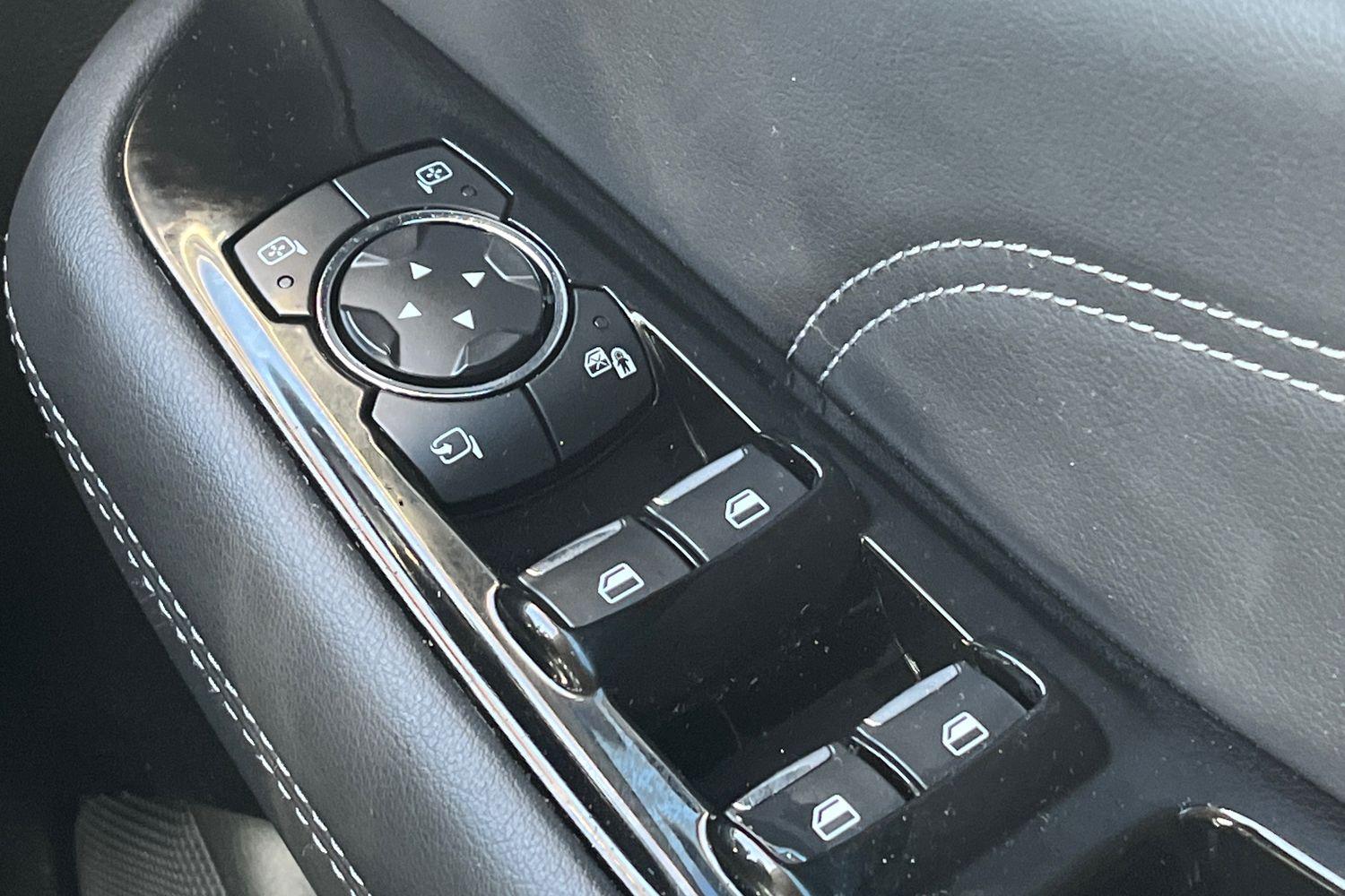 Ford S-MAX Photo 15