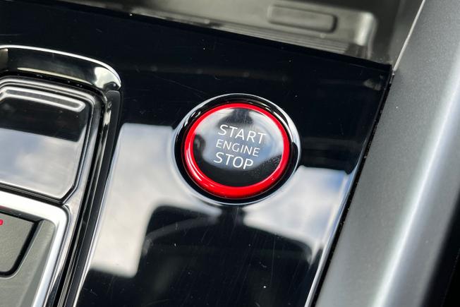AUDI S3 Photo 21