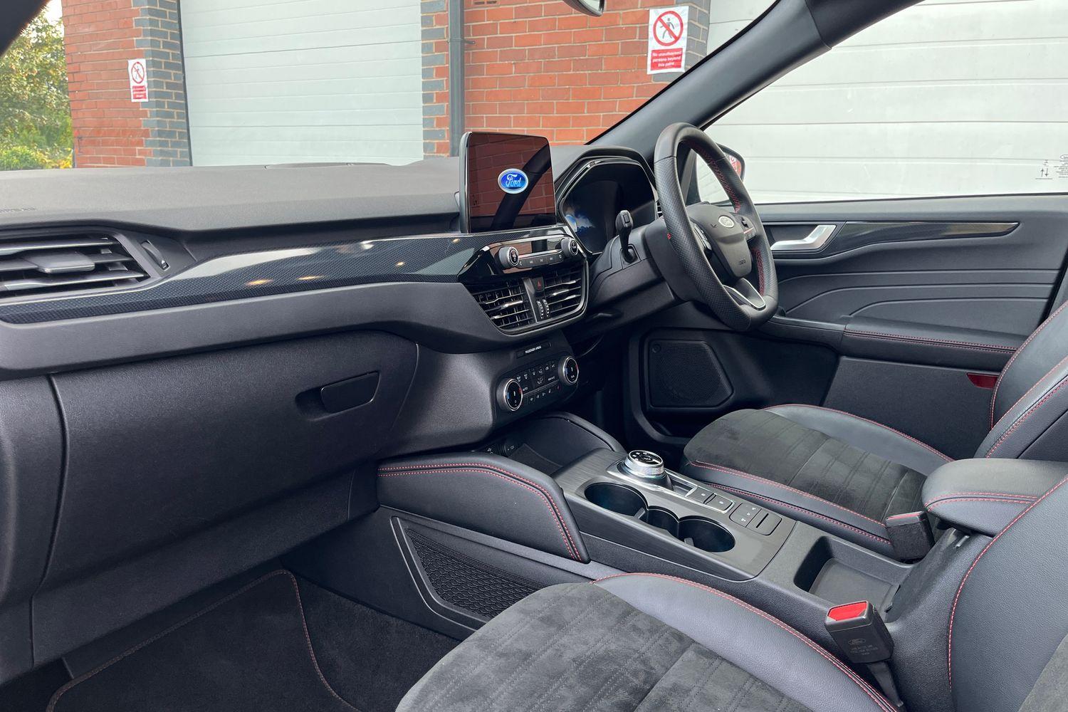 Ford KUGA Photo 17