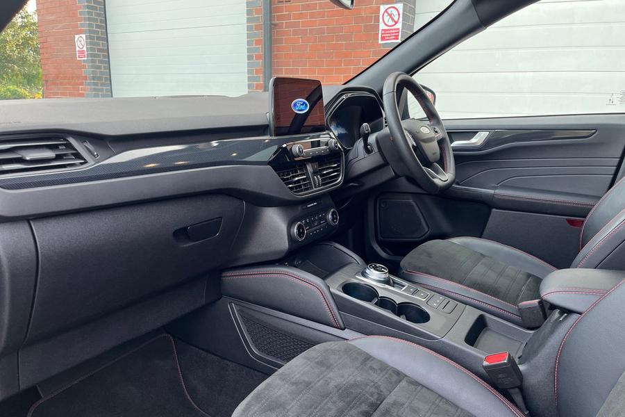 Ford KUGA Photo autoimg-7eafa76fc4fe259ec9339c21b646b1cdee8abca5.jpg