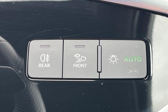 AUDI Q3 Photo 30