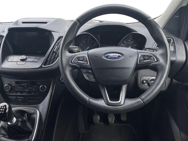 FORD Kuga Photo 11