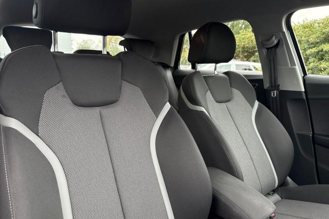 AUDI Q2 Photo 32