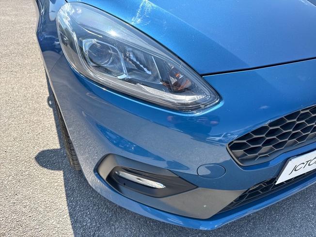 FORD Fiesta Photo 19