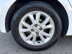 HYUNDAI i20 Photo 5